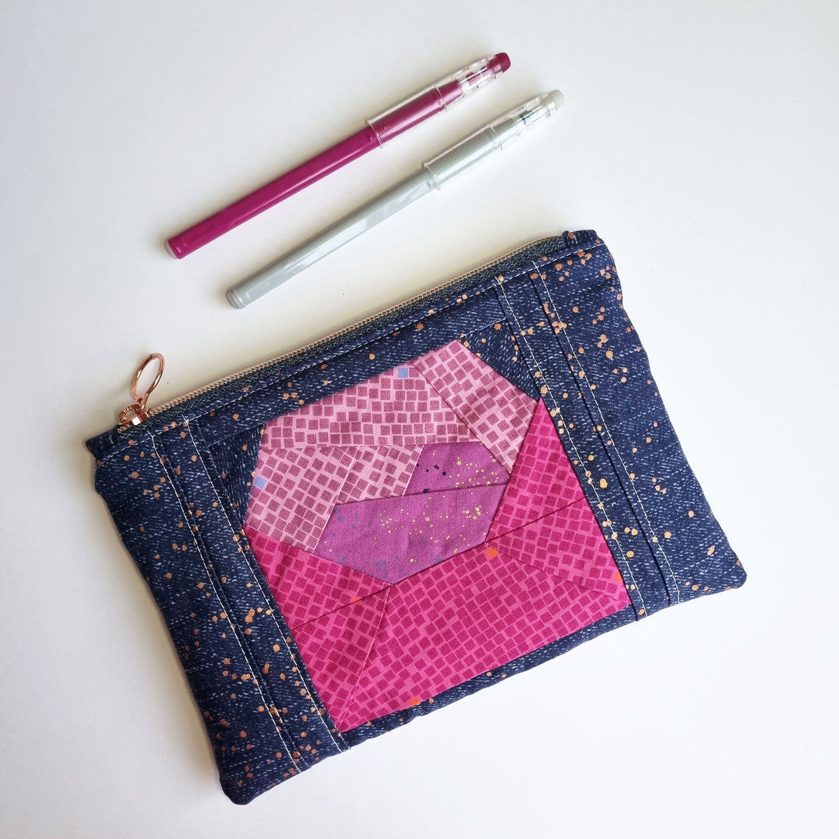 How to Make a DIY Pencil Case with a Vinyl Bottom! - see kate sew