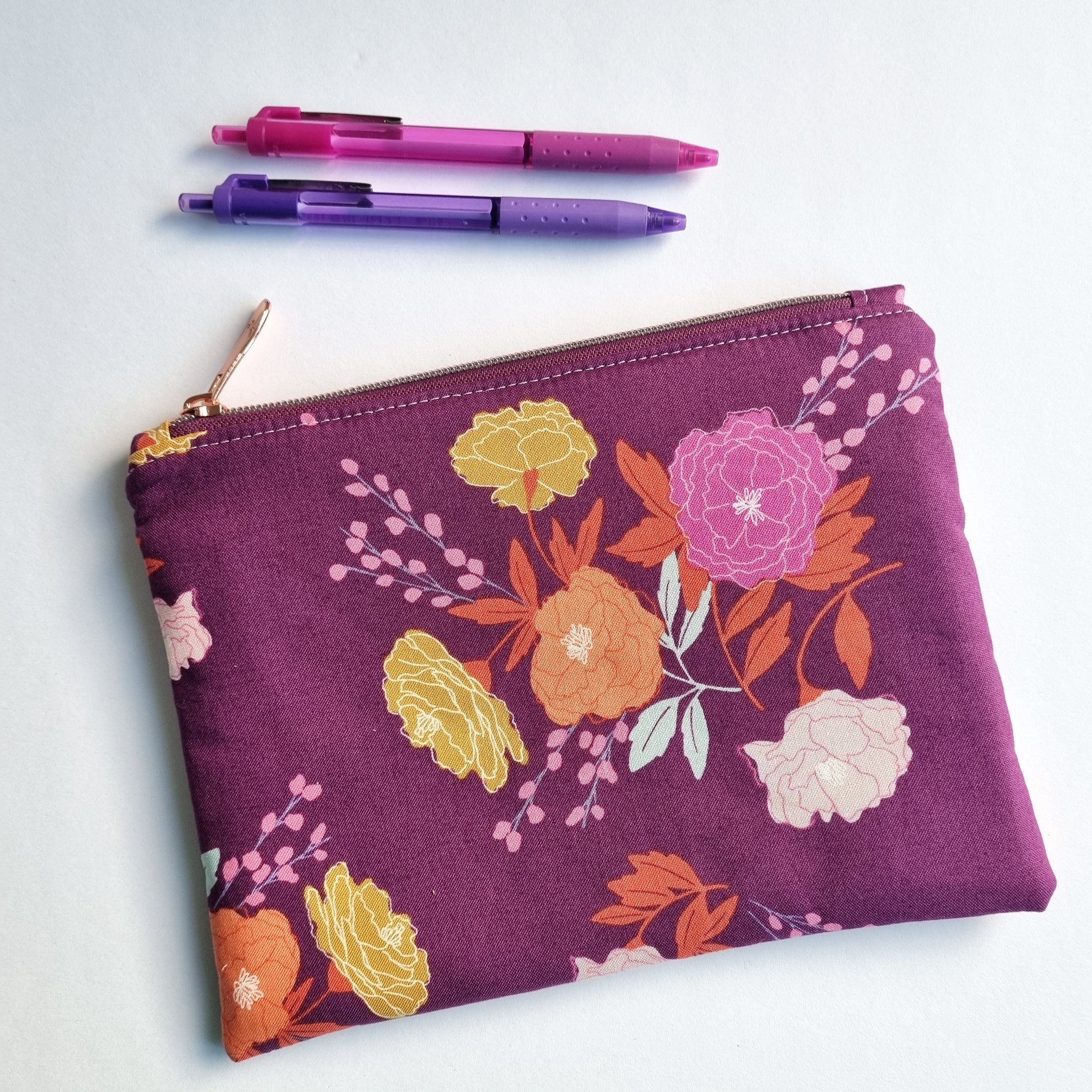 14 Pretty Pencil Pouch Sewing Patterns - All Free