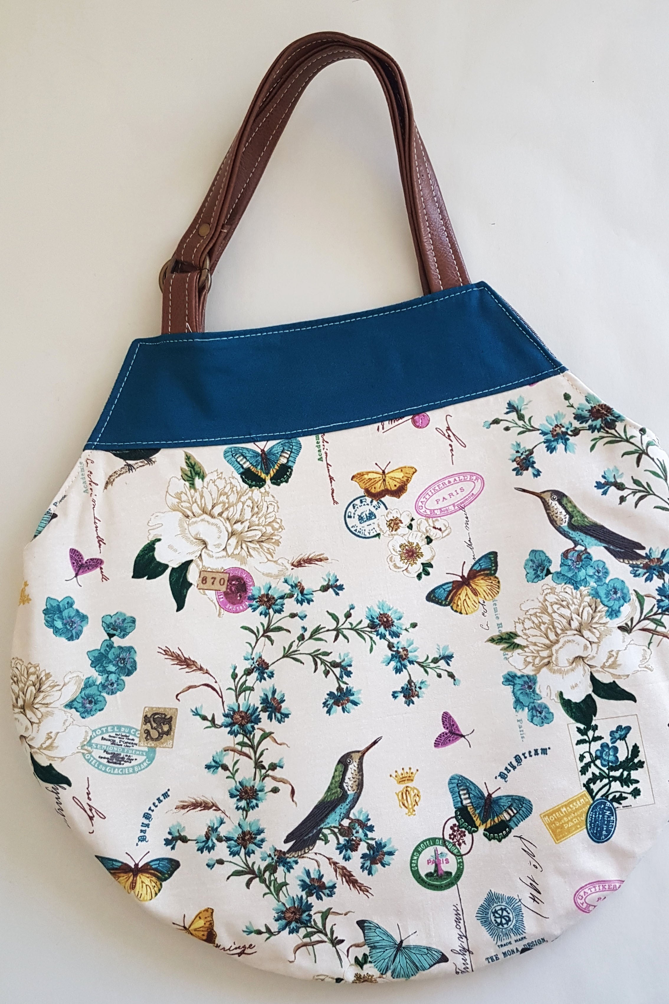 8 FREE Baguette Bag Patterns | Sewing patterns free bag, Bag pattern, Diy handbag  patterns