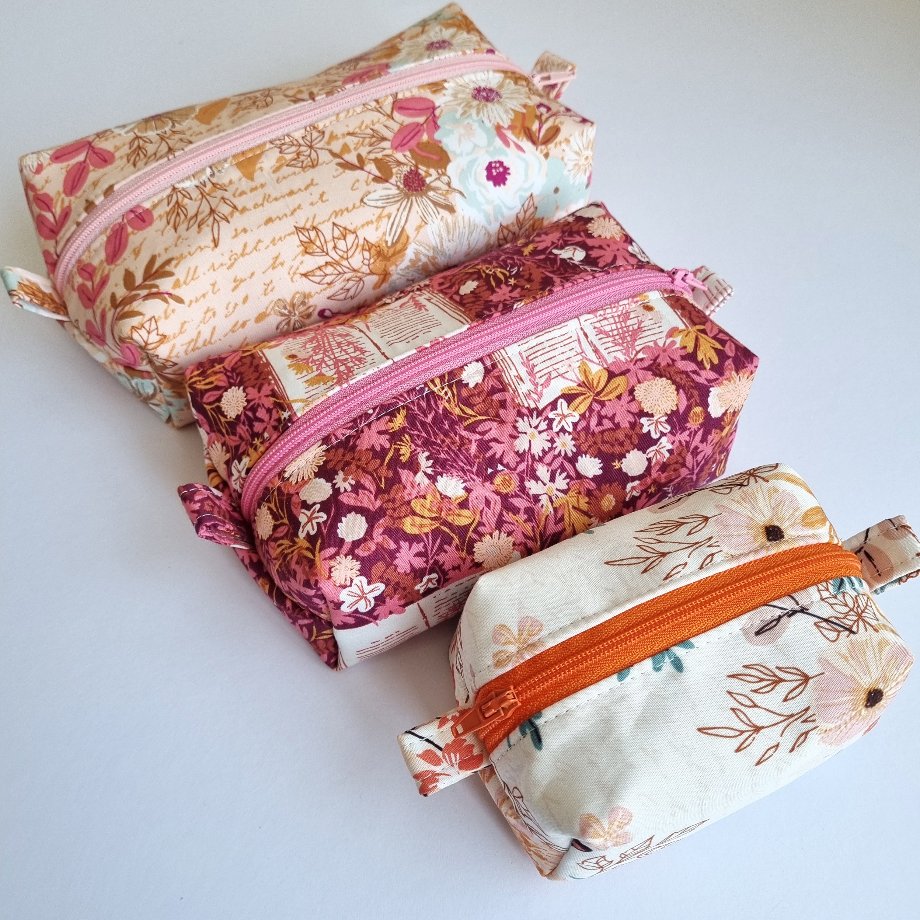 Compact Boxy Bag with Mountain Print - Ideal for Travel-Size Cosmetics or  Sewing Kit